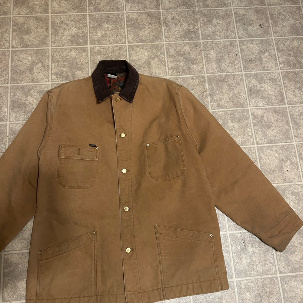 Men's Tan Jacket With Patterned Lining - image 3